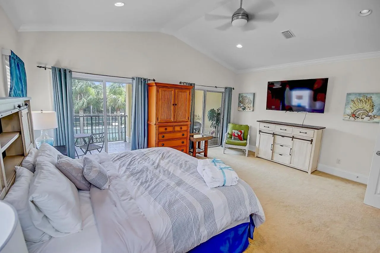 度假居 巴拿马城136 La Valencia Cir - At Peace别墅
